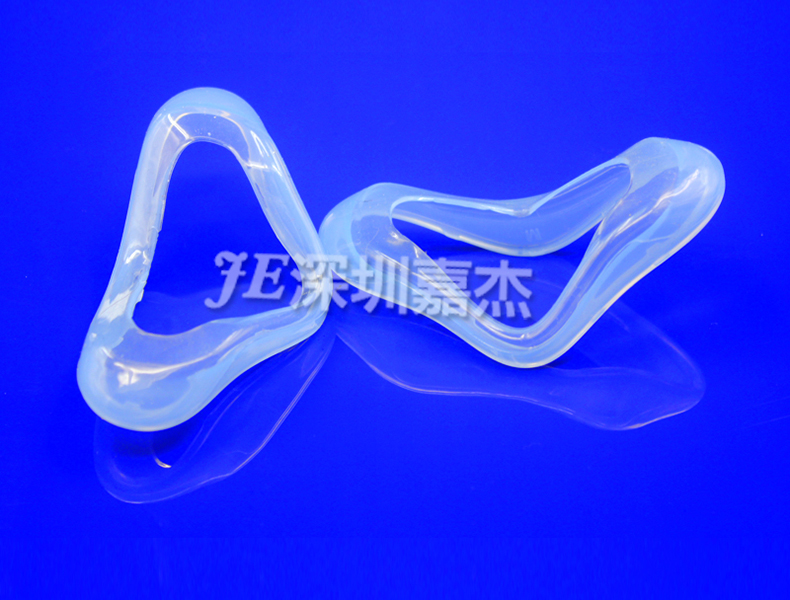 硅膠呼吸機(jī)管，硅膠面罩等在此次抗擊疫情做出了重要作用